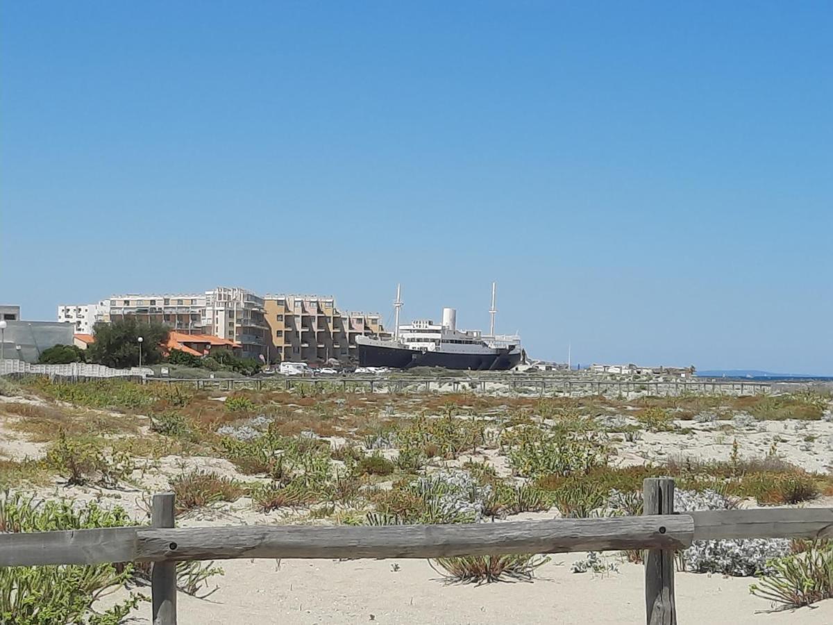 Appartement Vue Mer, Acces Direct Plage, Parking Privatif Le Barcarès エクステリア 写真